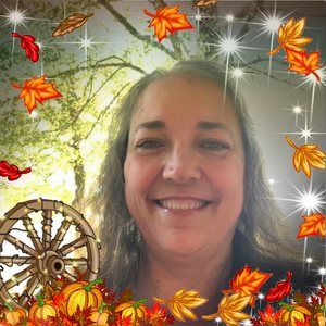 Meet your Posher, Nita